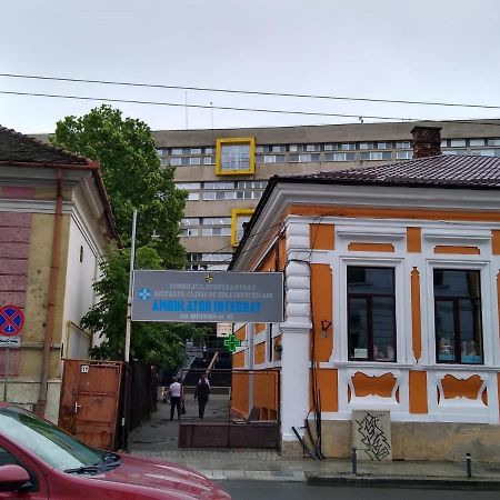 Apartament Garsoniera In Centru Kluż-Napoka Zewnętrze zdjęcie