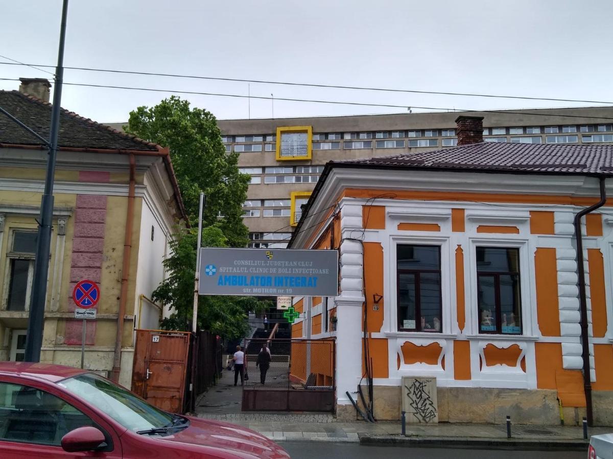 Apartament Garsoniera In Centru Kluż-Napoka Zewnętrze zdjęcie